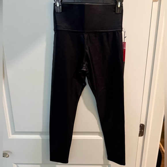 Carbon38 Takara Shine Leggings - Picture 4 of 9